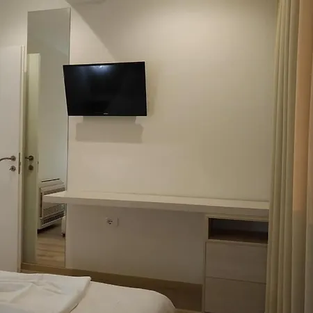 Deluxe Sea Vlorë