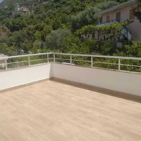 Apartament Deluxe Sea Wlora