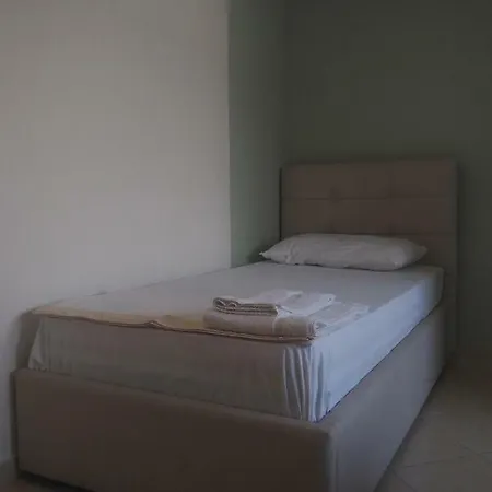 Deluxe Sea Apartament Wlora