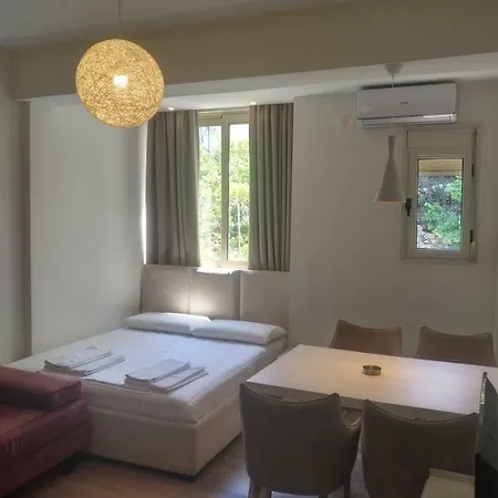 Deluxe Sea Apartment Vlore