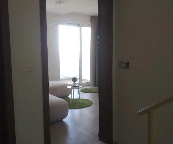 Apartment Deluxe Sea Vlorë