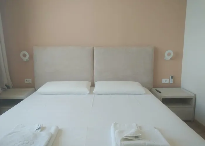 Deluxe Sea Apartment